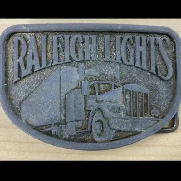 Vintage PJ Raleigh Lights Trucking Big Rig 18-Wheeler Embossed Belt Buckle Gray/ - Picture 1 of 3